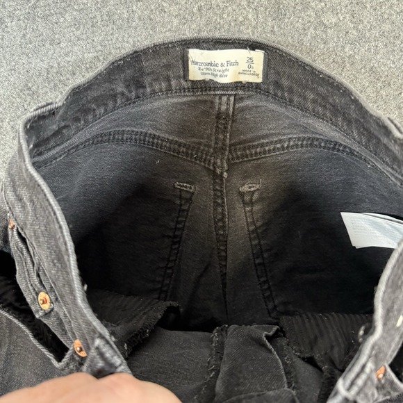 Abercrombie & Fitch Jeans Womens 25/0 Black 90s Straight Ultra High Rise Raw Hem - Picture 6 of 13